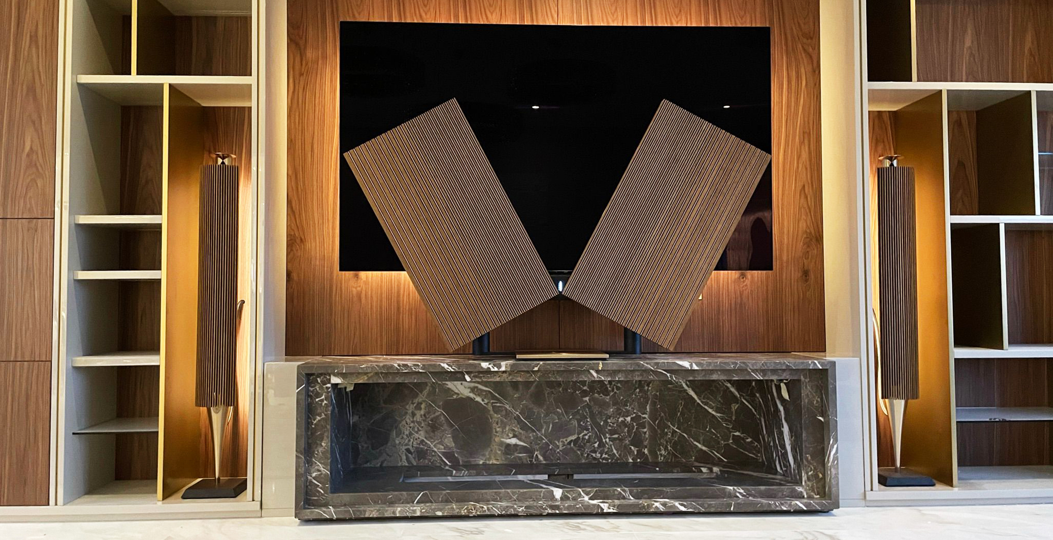 BANG AND OLUFSEN - control4 home automation - Smartworks